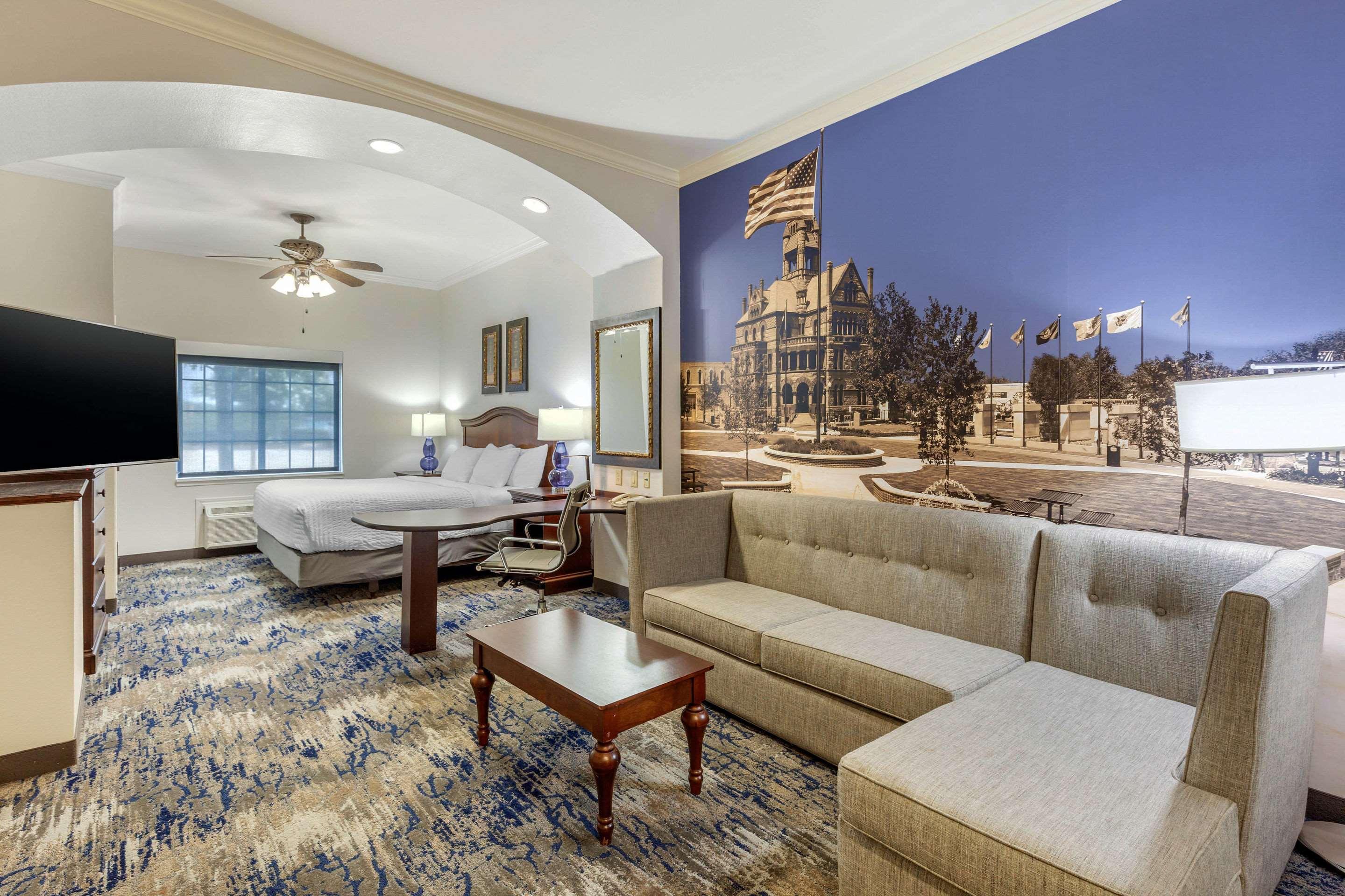 Clarion Pointe Sulphur Springs Ngoại thất bức ảnh