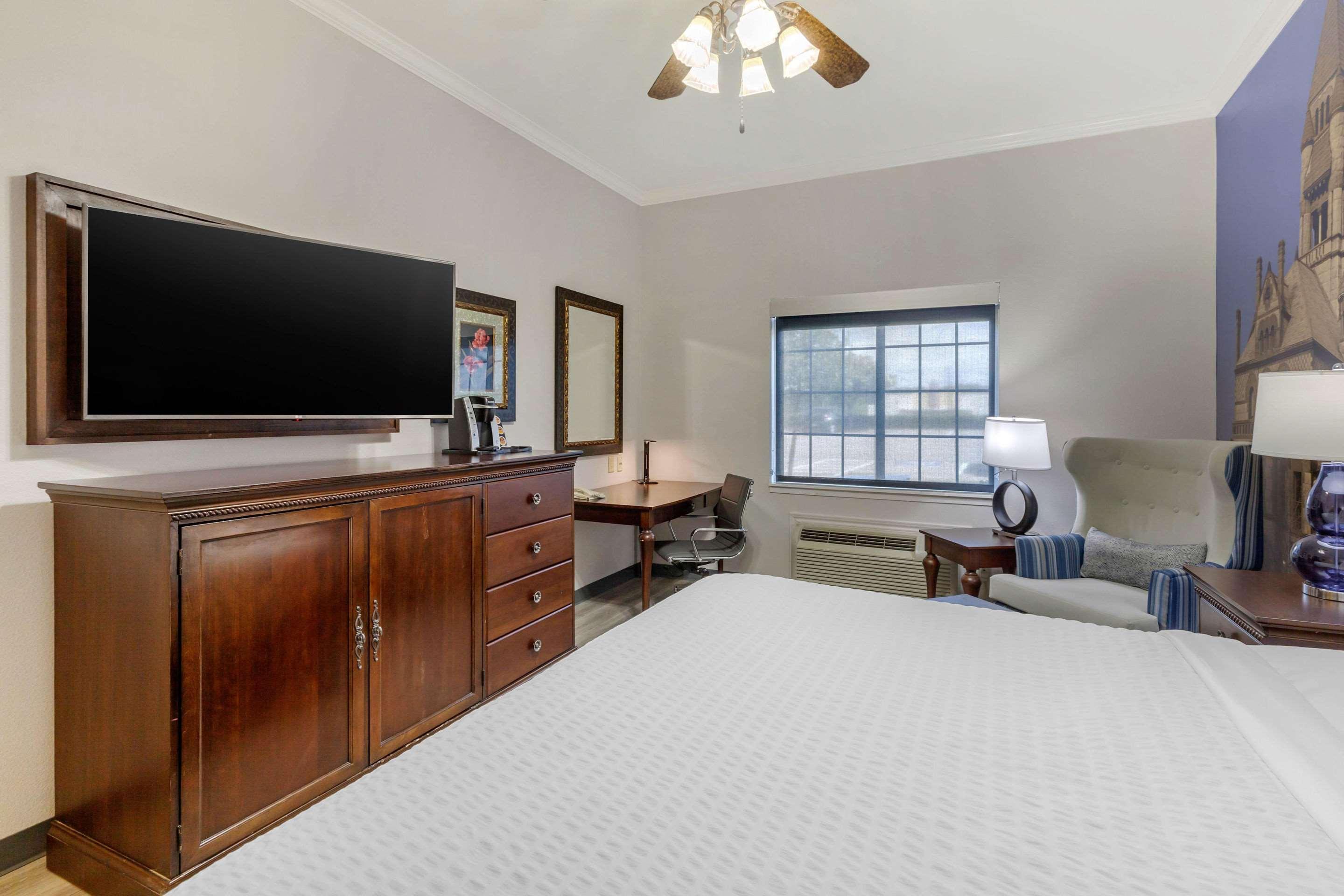 Clarion Pointe Sulphur Springs Ngoại thất bức ảnh