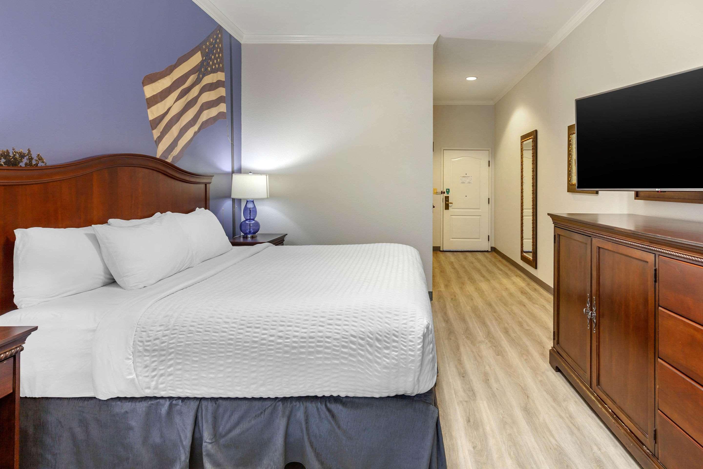 Clarion Pointe Sulphur Springs Ngoại thất bức ảnh