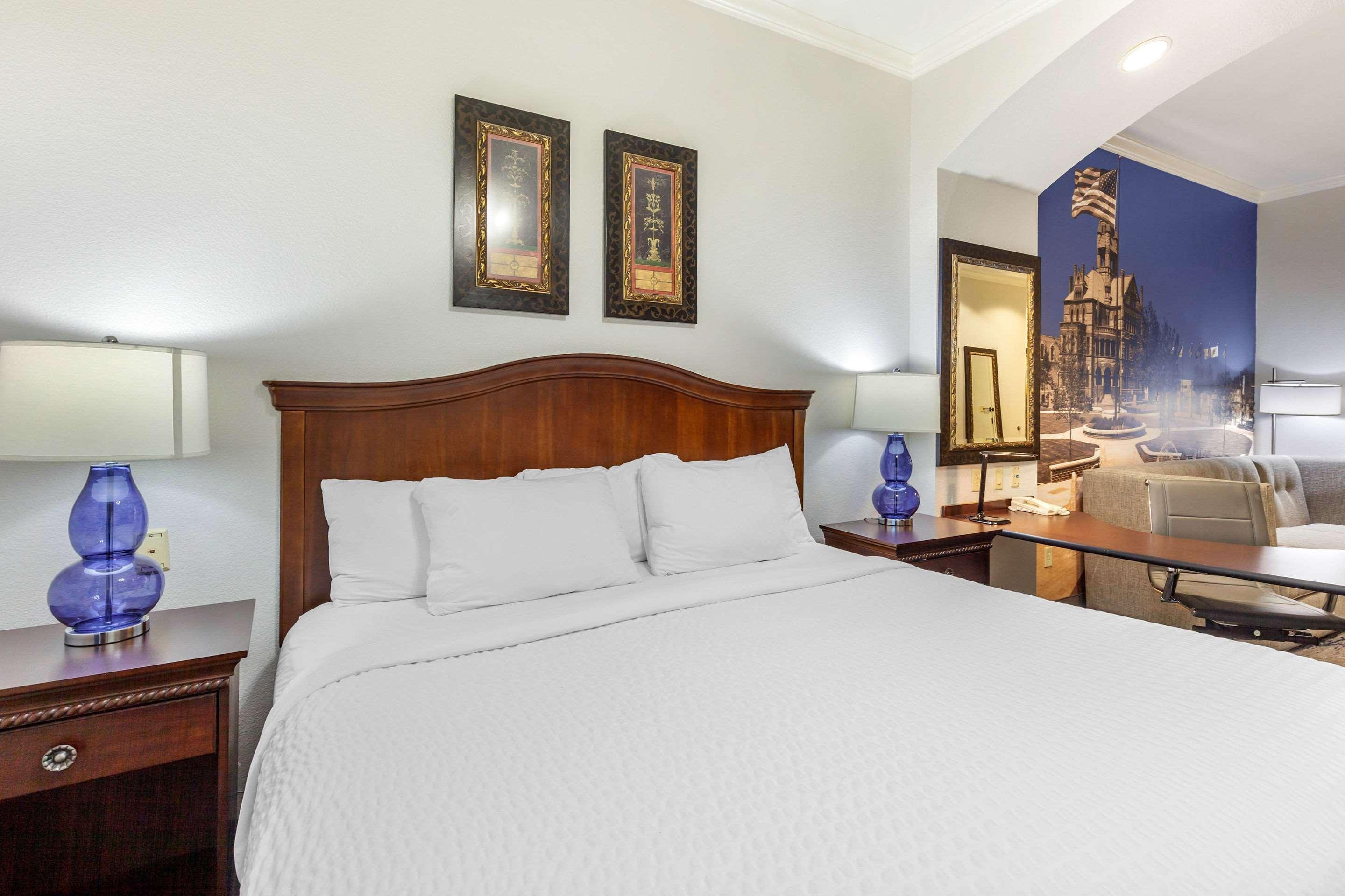 Clarion Pointe Sulphur Springs Ngoại thất bức ảnh