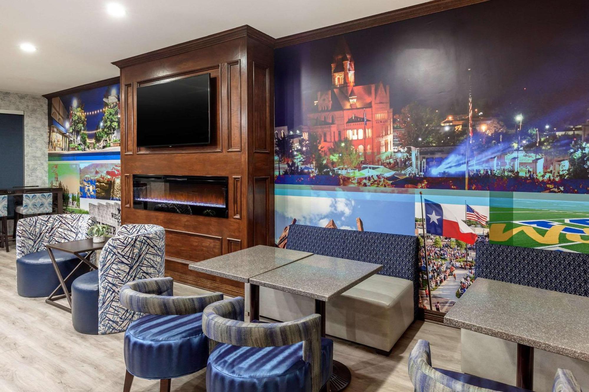 Clarion Pointe Sulphur Springs Ngoại thất bức ảnh