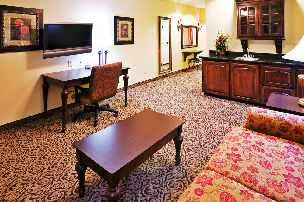 Clarion Pointe Sulphur Springs Ngoại thất bức ảnh